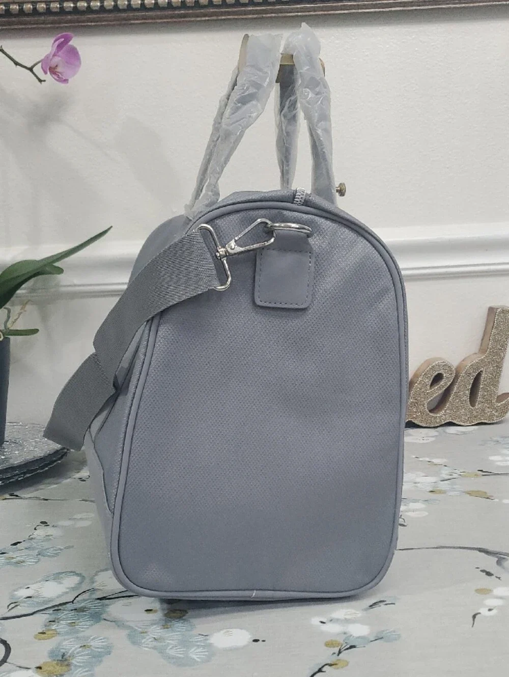 NEW Giorgio Armani Holdall, Gym, Travel, Weekend Grey Bag